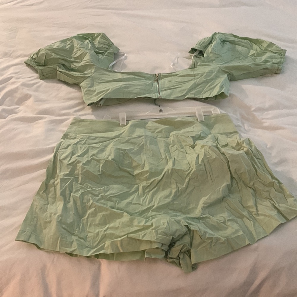 Top & Short Set - Picture 2 of 2